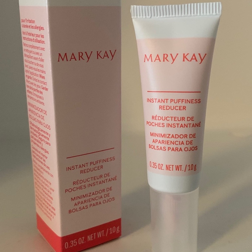 Mary Kay Instant Puffiness Reducer - White